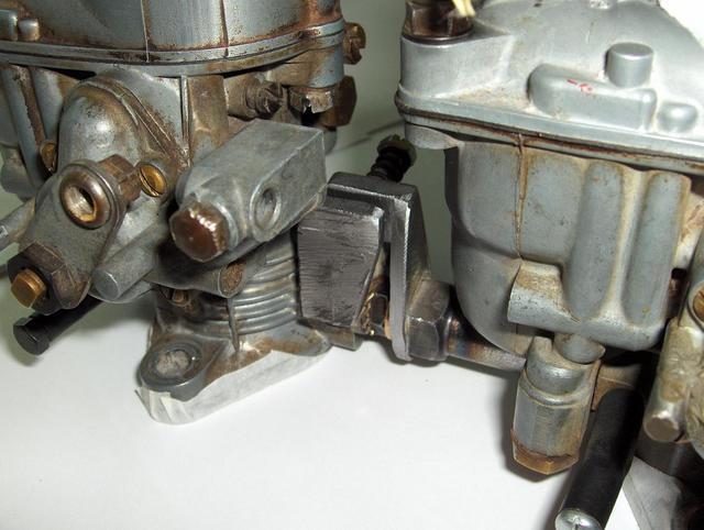 Twin carb set up for 403 | aussiefrogs - The Australian French Car ...